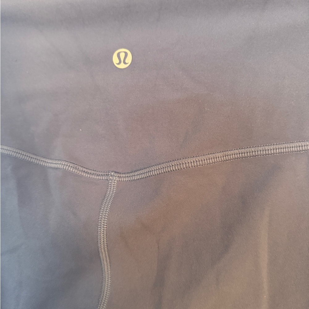 🎀HP🎀 LULULEMON LEGGINGS NWOT Sz 12 Inseam 22” 🎀 - Picture 4 of 5